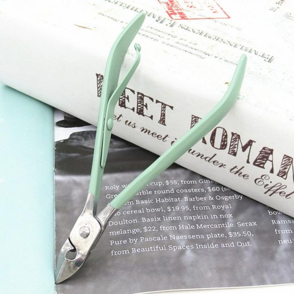 16-Piece Manicure & Pedicure Kit – Premium Nail Care Set